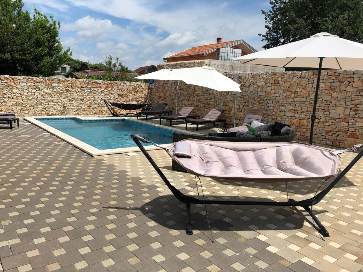 Holiday Home Ivan Peroj Εξωτερικό φωτογραφία