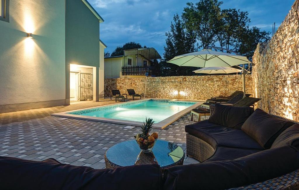 Holiday Home Ivan Peroj Εξωτερικό φωτογραφία